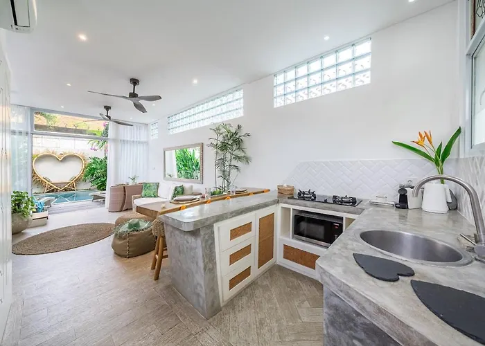 888 Tropical Heart - 1br Pool